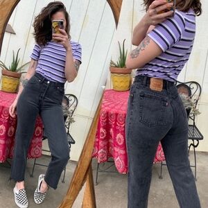 Levi's Charcoal Cropped Jeans